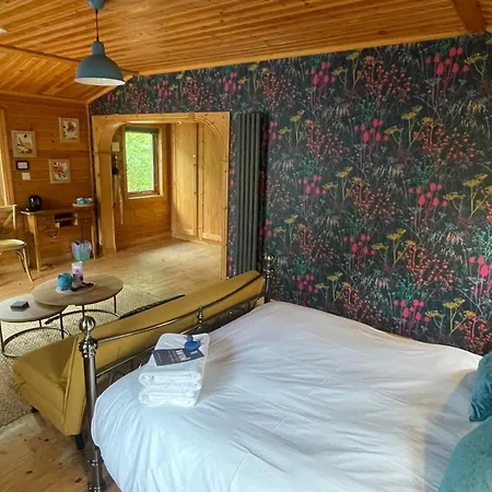 Lodge Roma Log Cabin, Whinstone View Great Ayton